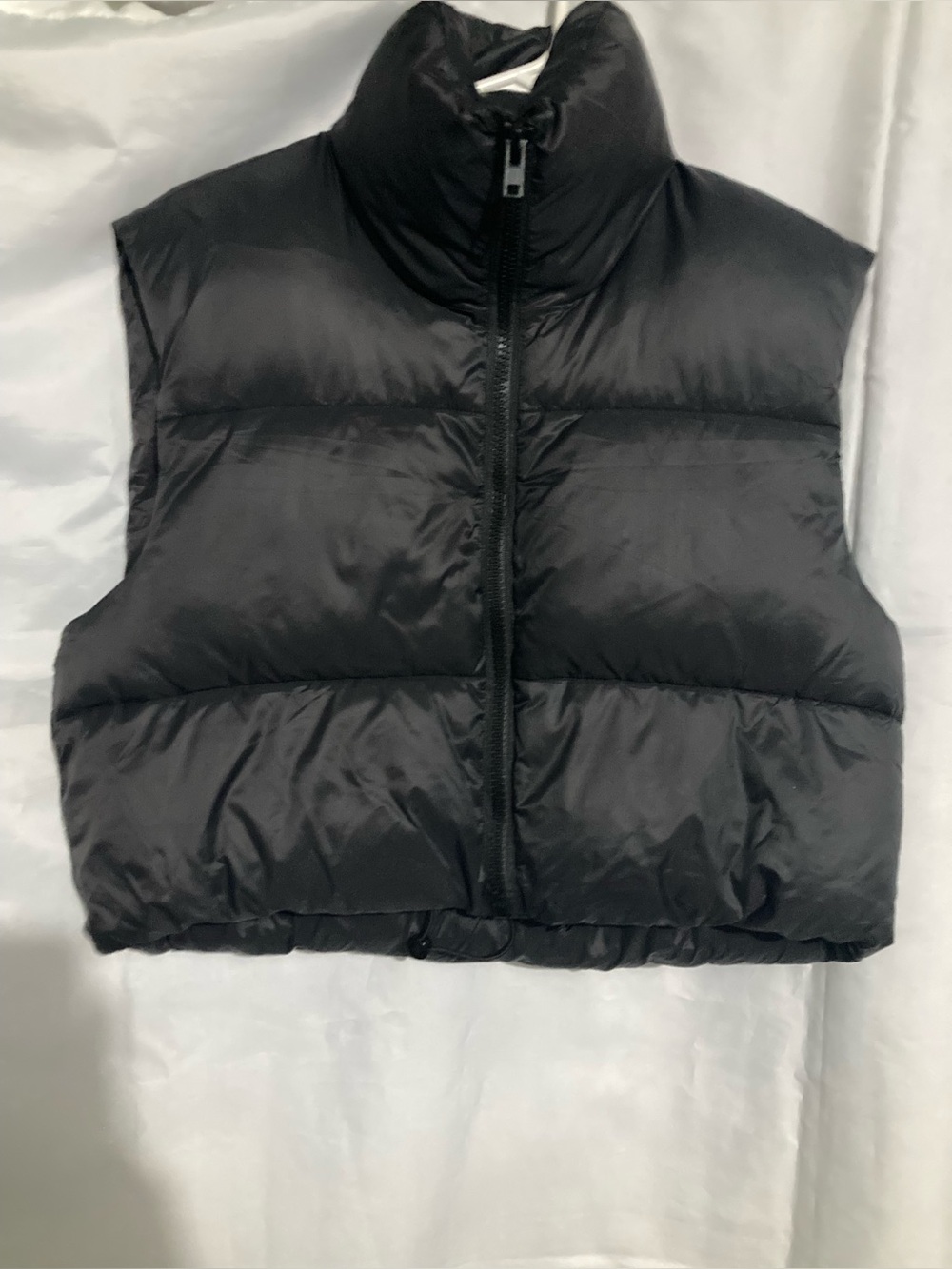 Black Puffer Vest - Women's Sleeveless Jacket